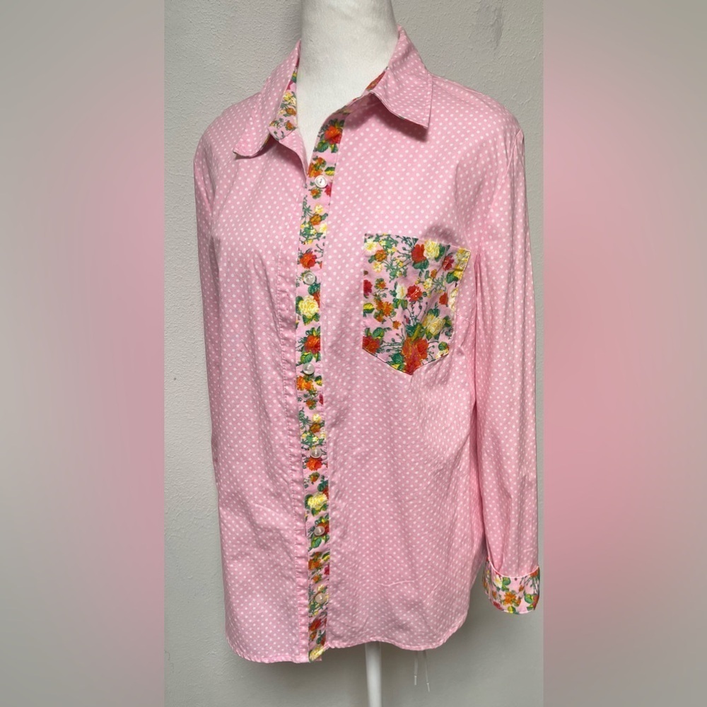 Susan Graver Top Womens Button Up
Pink Polka Dot Floral Trim Flip Cuff
Size 12